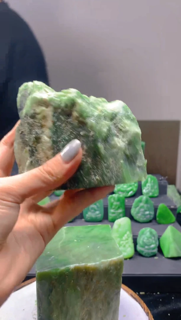 未镶嵌和田玉珠宝半成品1