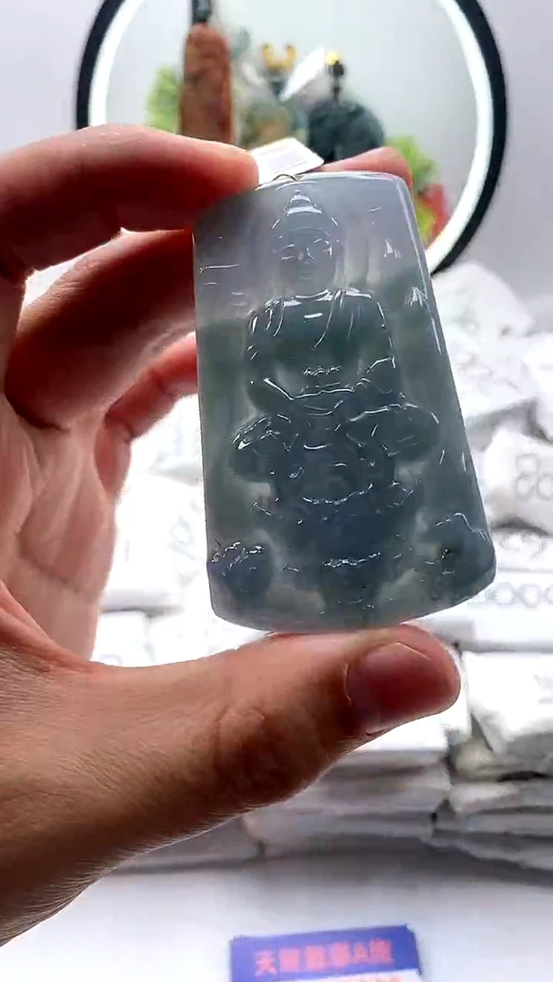 【闪购商品】翡翠颈饰未镶嵌大日如来