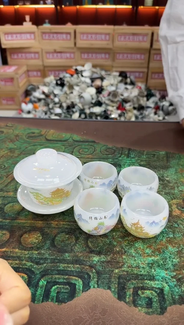 琉璃-锦绣山春盖碗四杯