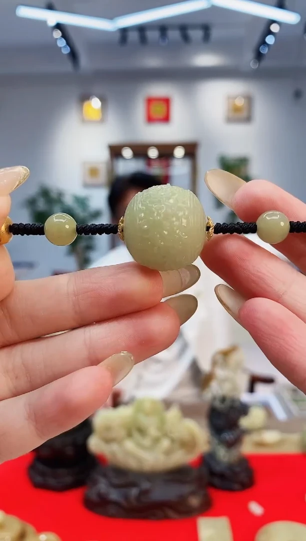 【闪购商品】和田玉挂件未镶嵌一级黄龙珠