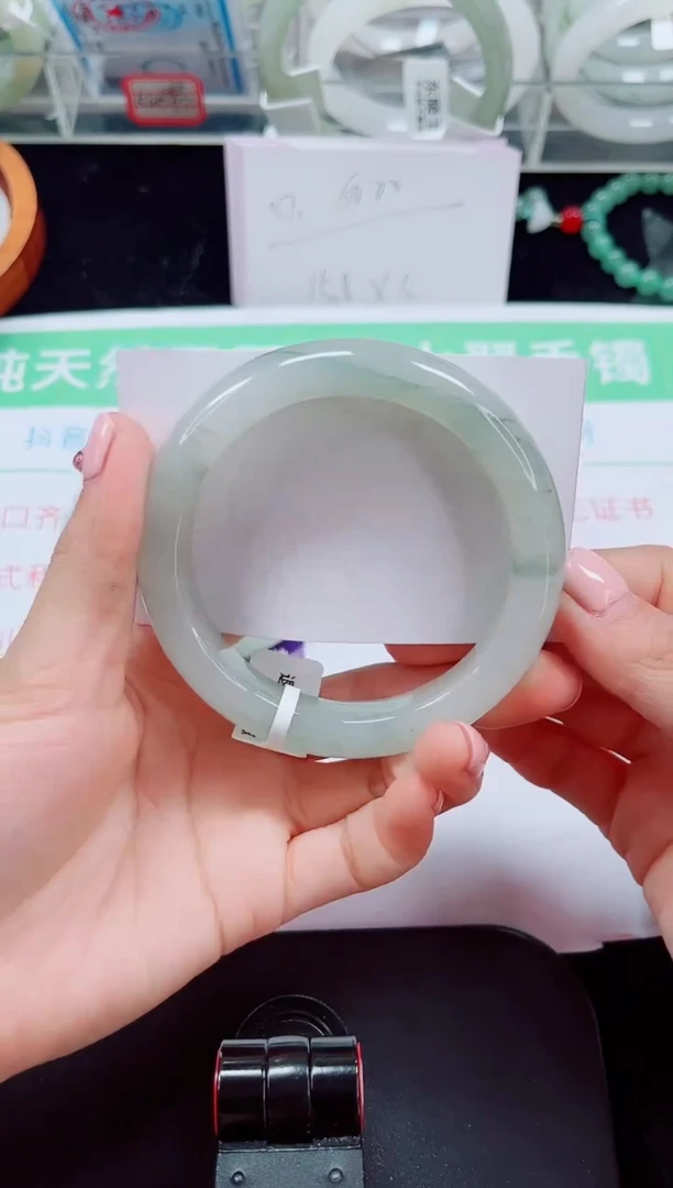 未镶嵌手镯石英质玉71-59/60