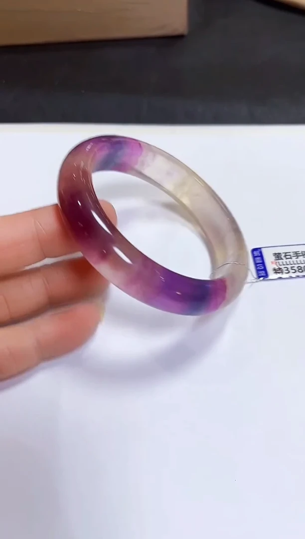 未镶嵌颈饰萤石56手镯