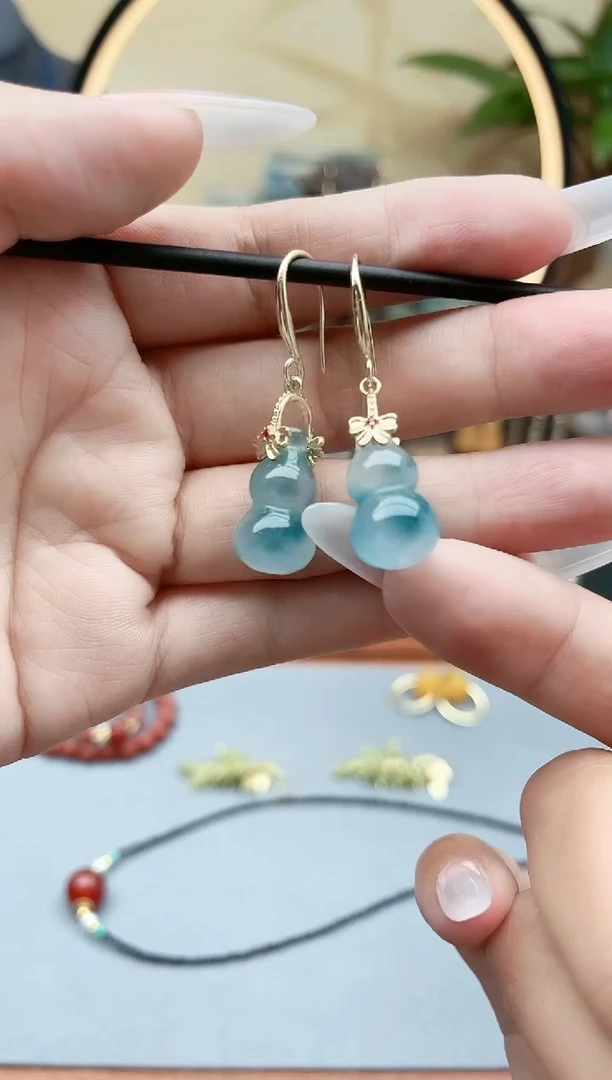 石英质玉（天山翠）银S925镶嵌耳饰00葫芦蓝水飘花