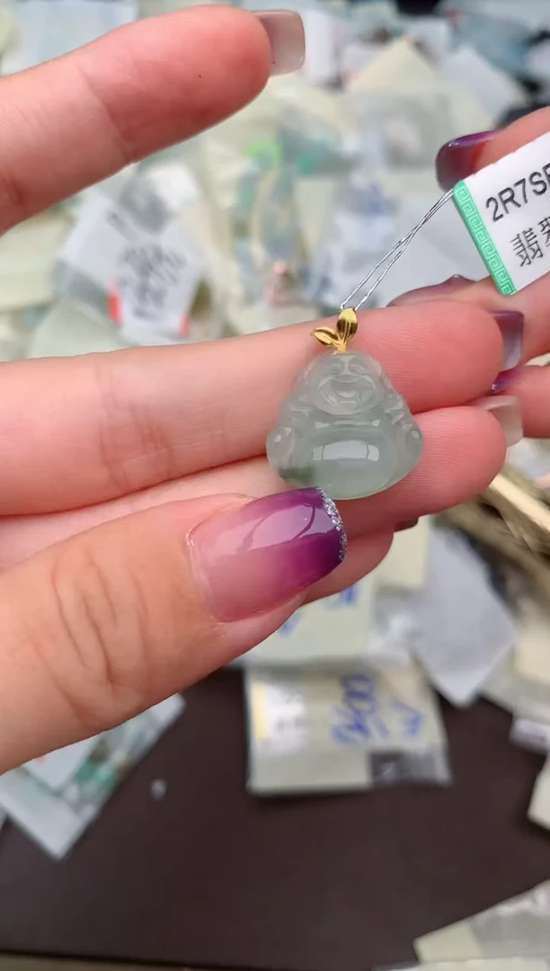 翡翠挂件18K金镶嵌一