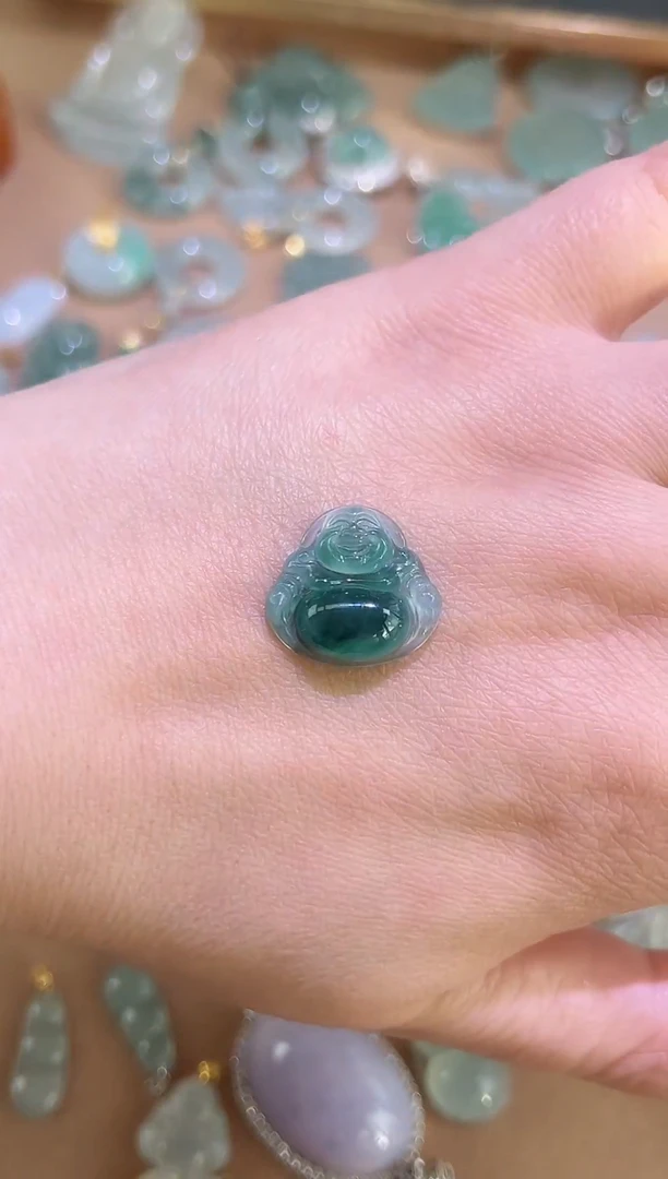 【闪购商品】翡翠颈饰18K金镶嵌佛公