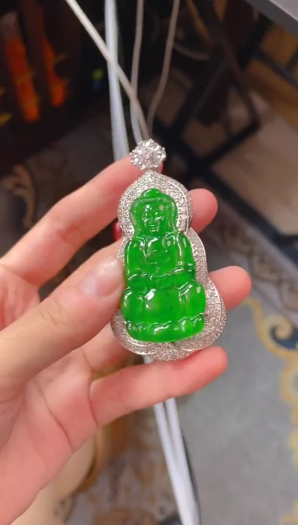 【闪购商品】翡翠颈饰未镶嵌天然A货翡翠r03