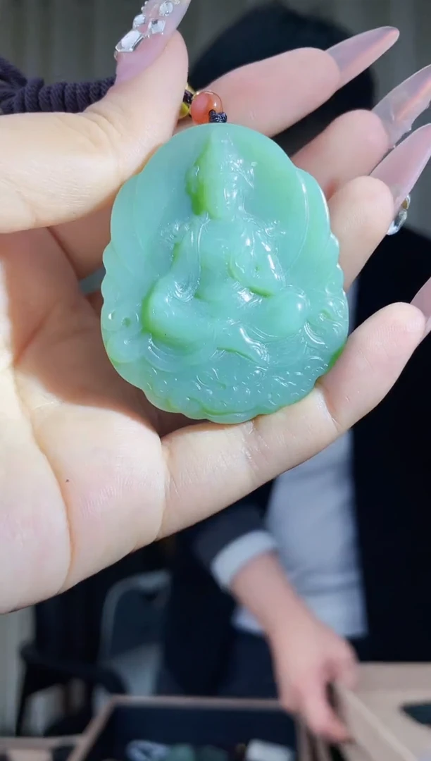 【闪购商品】和田玉挂件未镶嵌拍一发一，多样性发货！