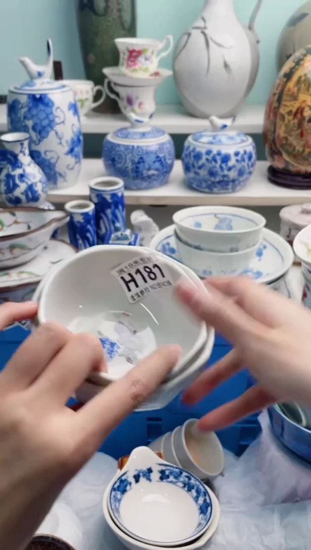 陶瓷舞**荷H181********