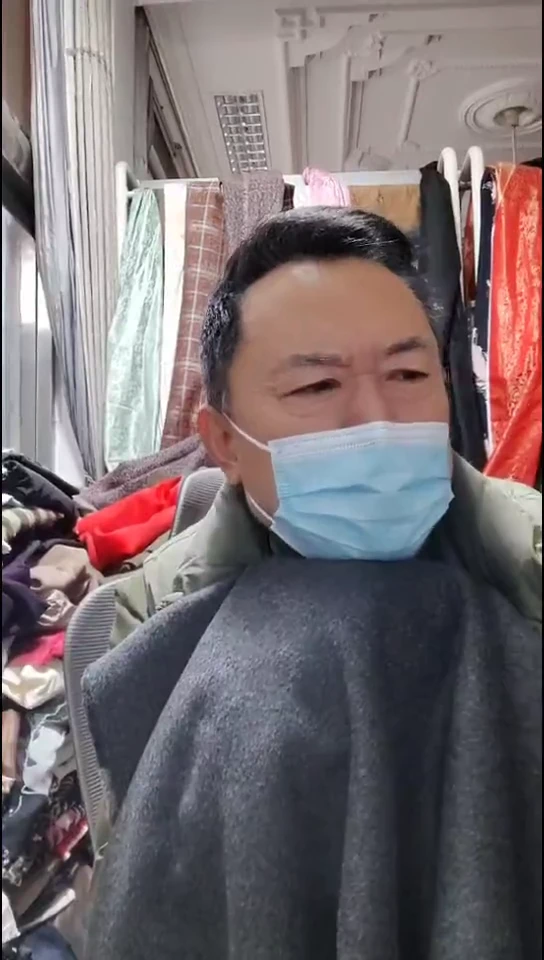 蓝红宽条格子图案布料