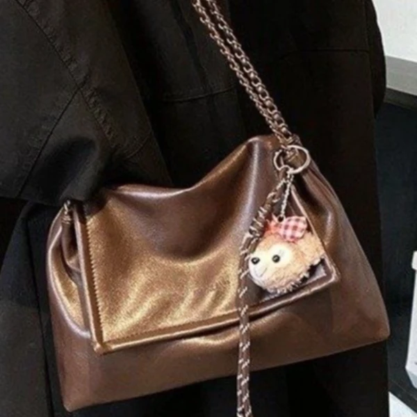 托特2024新款链条kitty猫挂件棒球冬季时尚包包上班通勤冬天ins