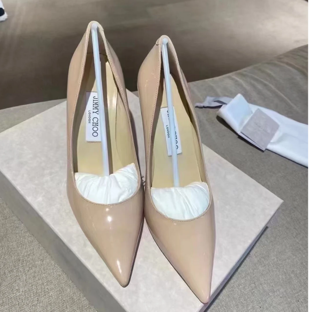 全新未使用 JIMMY CHOO/吉米周 裸色漆皮高跟37.5