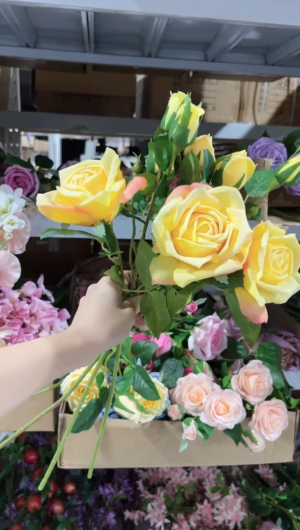 3枝黄色手感保湿妃子玫