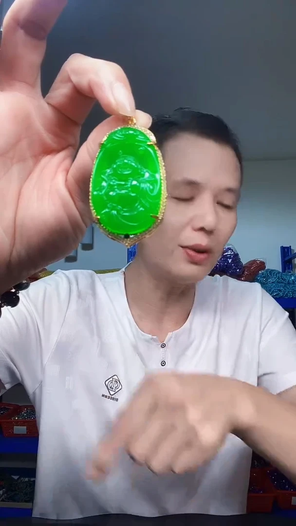 未镶嵌颈饰玛瑙/玉髓P025满绿珊姑娘佛公挂件吊坠含链