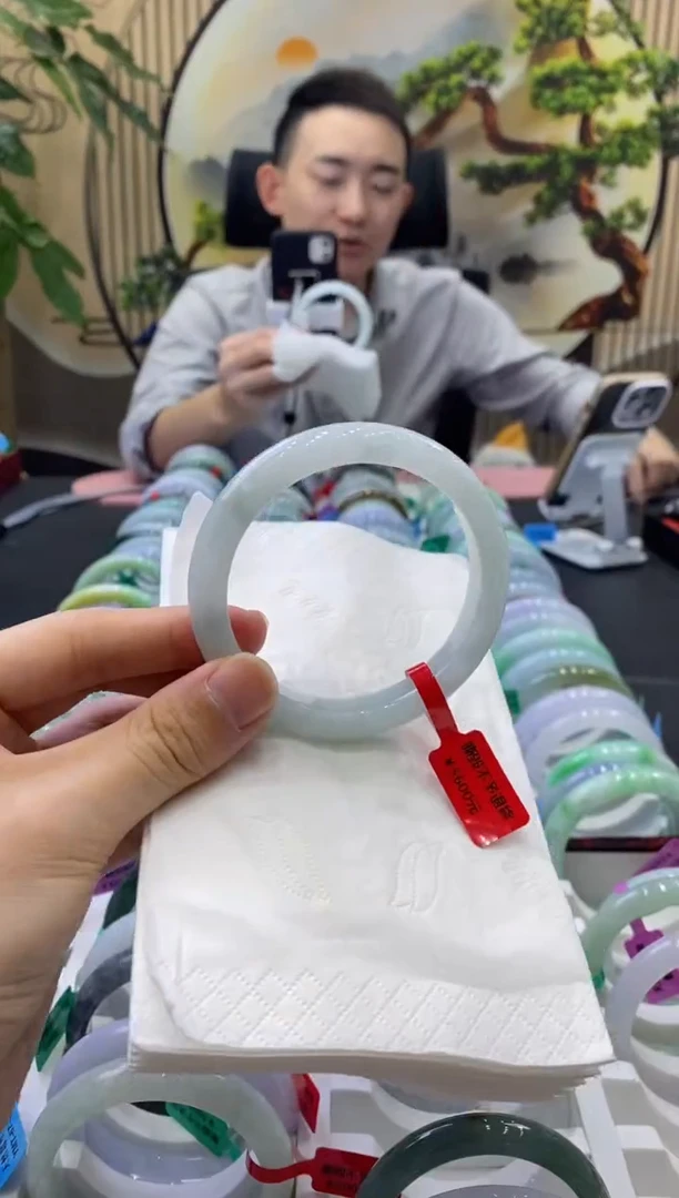 未镶嵌手镯翡翠7415
