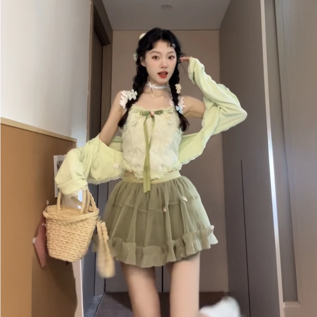 绿野仙踪法式甜美收腰蕾丝吊带开衫上衣网纱半身短裙套装