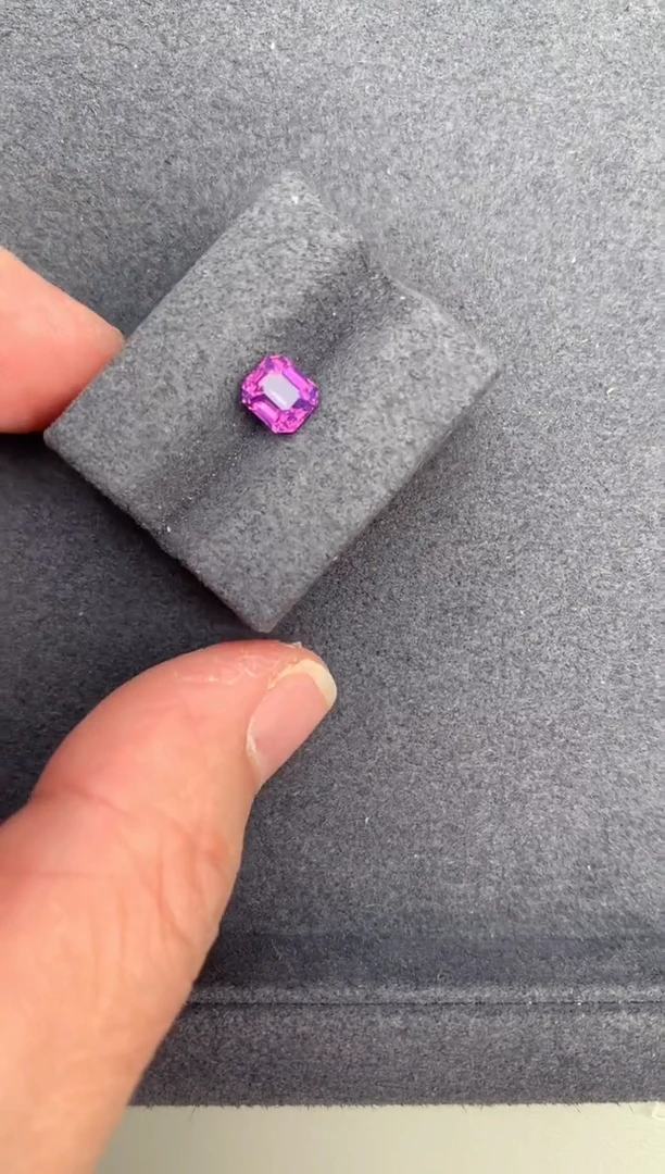 【闪购商品】彩色蓝宝石裸石未镶嵌1.1ct粉蓝宝
