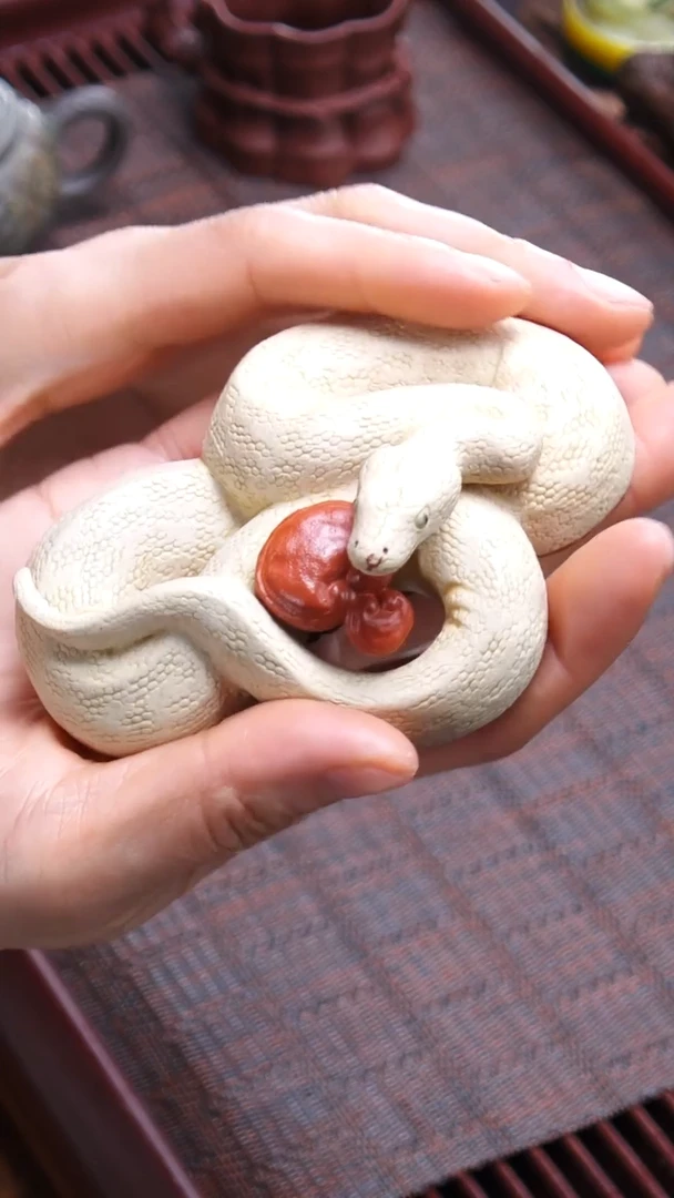 【闪购商品】紫砂茶宠蒋岳军《灵芝灵蛇》