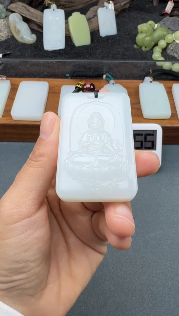 颈饰未镶嵌和田玉2