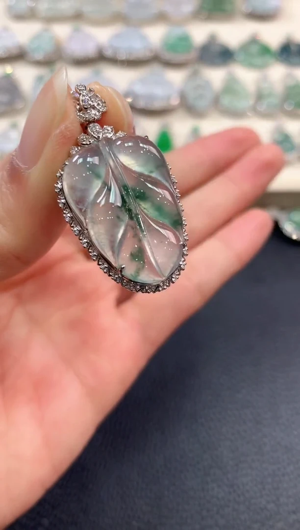 【闪购商品】翡翠吊坠(不含链)18K金镶嵌n20