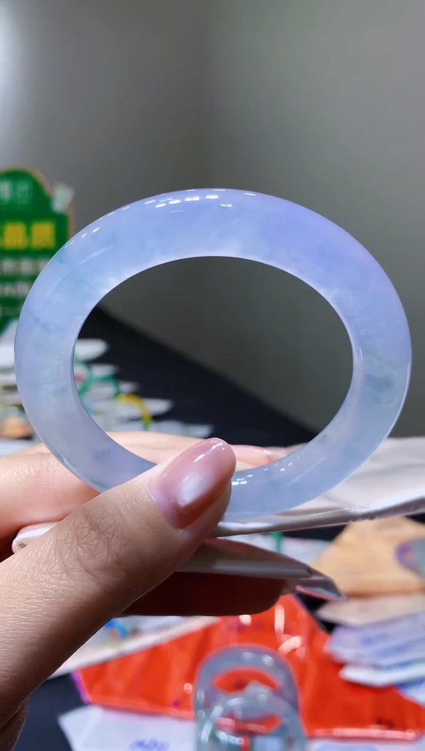 未镶嵌手镯翡翠-k333天然缅甸A货翡翠56圆条总价56万定金2万