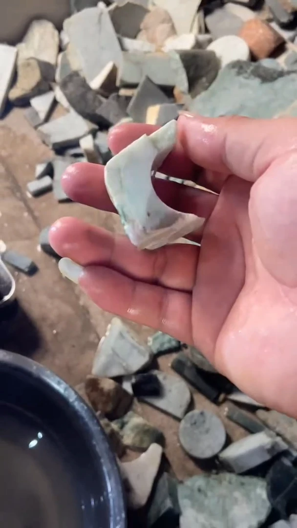 配石翡翠翡翠边角料未加工77