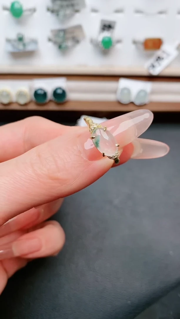 【闪购商品】翡翠戒指银S925镶嵌....