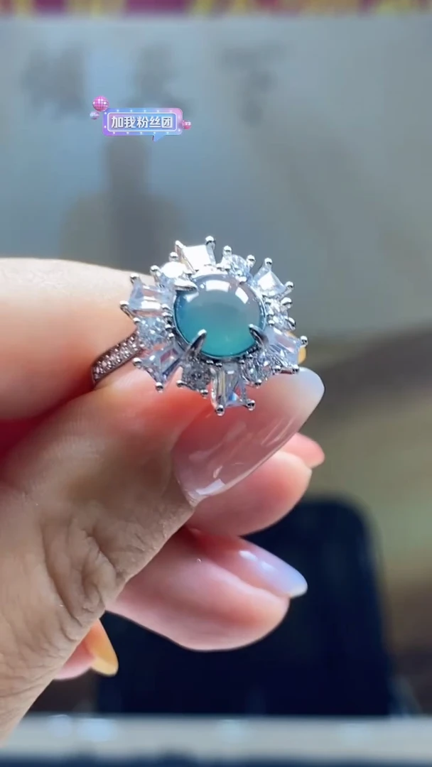 翡翠未镶嵌颈饰********1