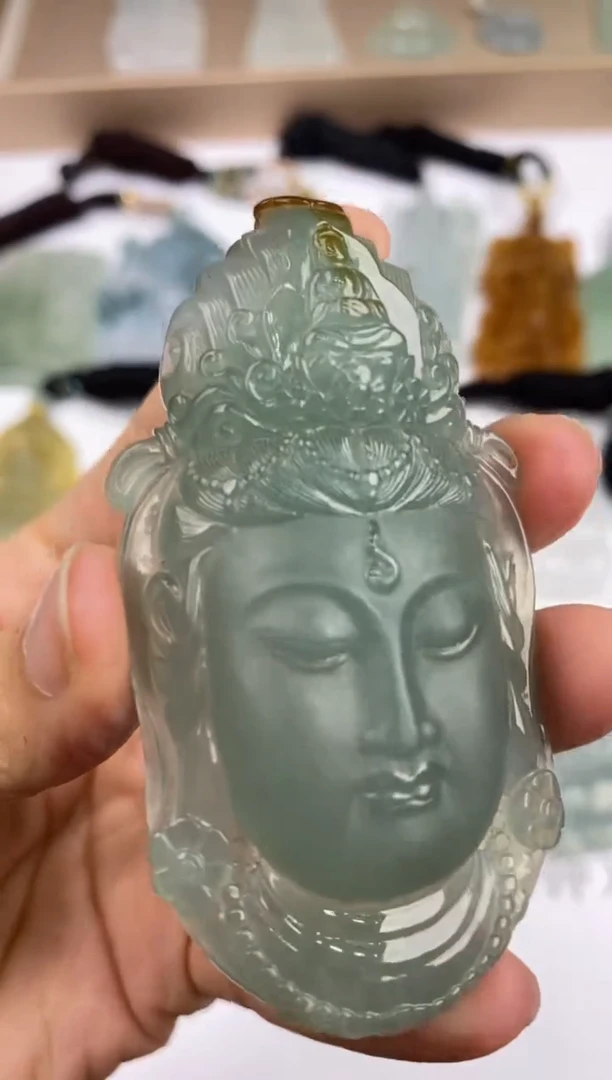 未镶嵌挂件翡翠王***g303206   多人