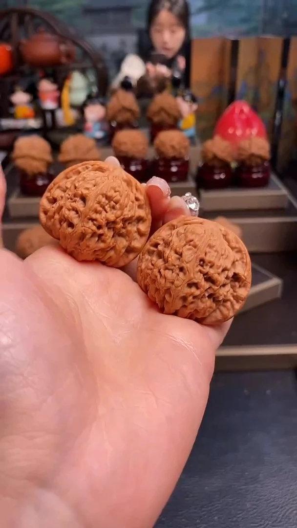 【闪购商品】文玩核桃吊坠D702南疆石42