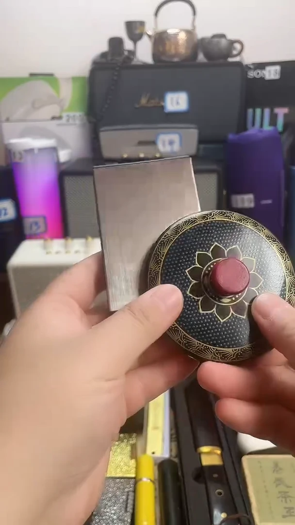 瓷片闪购商品 如图所示