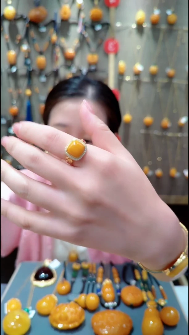 银S925镀金镶嵌蜜蜡珠宝奇石﹣C081蜜蜡戒指