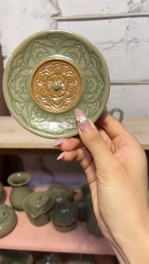 耀州窑宝相纹盖置