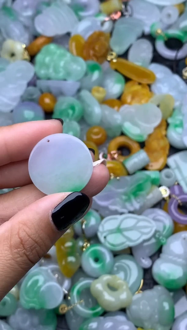 翡翠未镶嵌颈饰天然缅甸翡翠吊坠