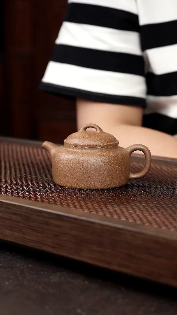 茶壶紫砂芝麻绿井栏