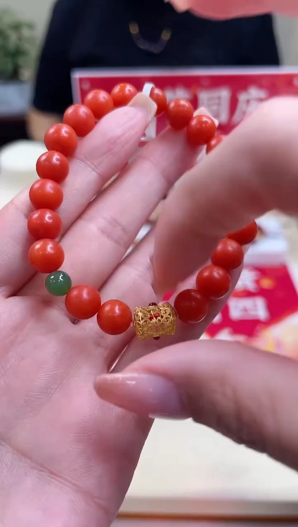 18K金镶嵌手链南红玛瑙@@ZY30609057