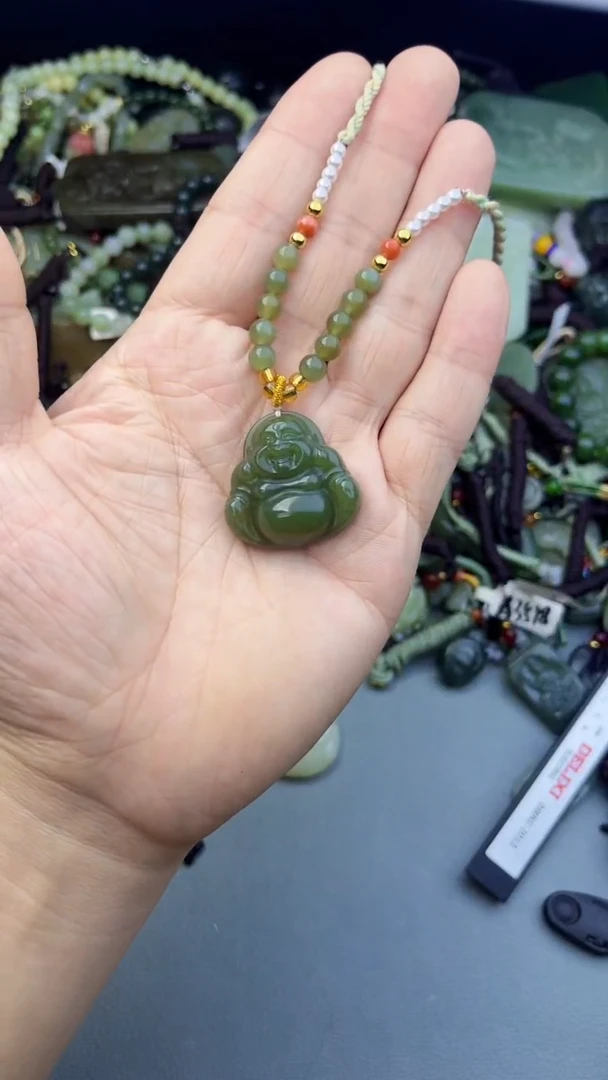 和田玉未镶嵌颈饰多样性发货       拍一发一
