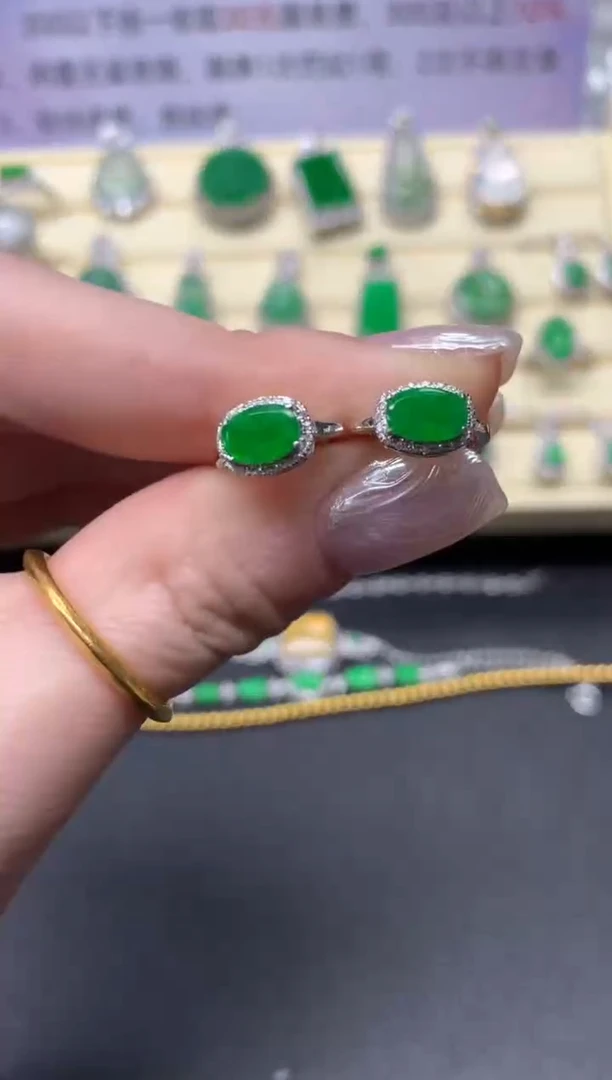 【闪购商品】翡翠耳饰18K金镶嵌耳饰|1800+180