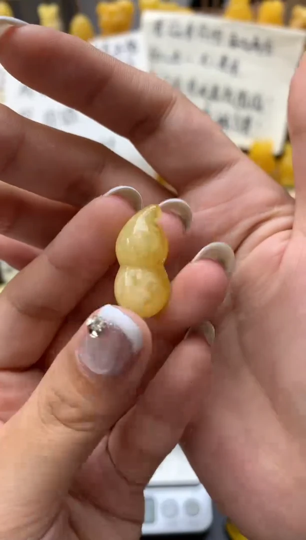 琥珀未镶嵌珠宝奇石104琥珀蜜蜡微瑕