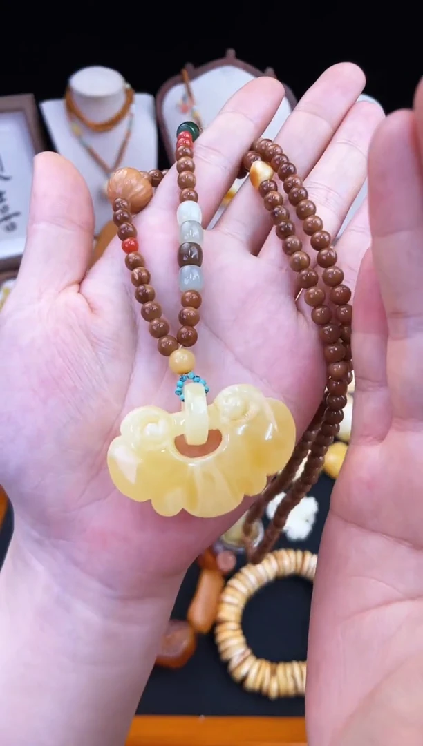 琥珀未镶嵌珠宝奇石柒月