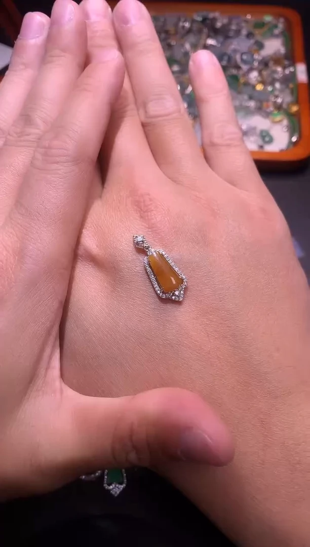 【闪购商品】翡翠吊坠(不含链)银S925镶嵌1