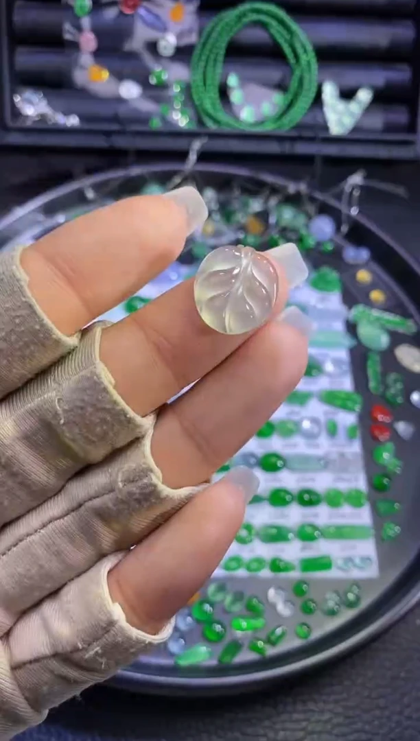 未镶嵌挂件翡翠叶子