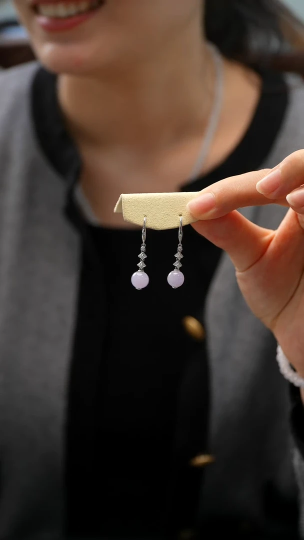 18K金镶嵌翡翠耳饰耳饰