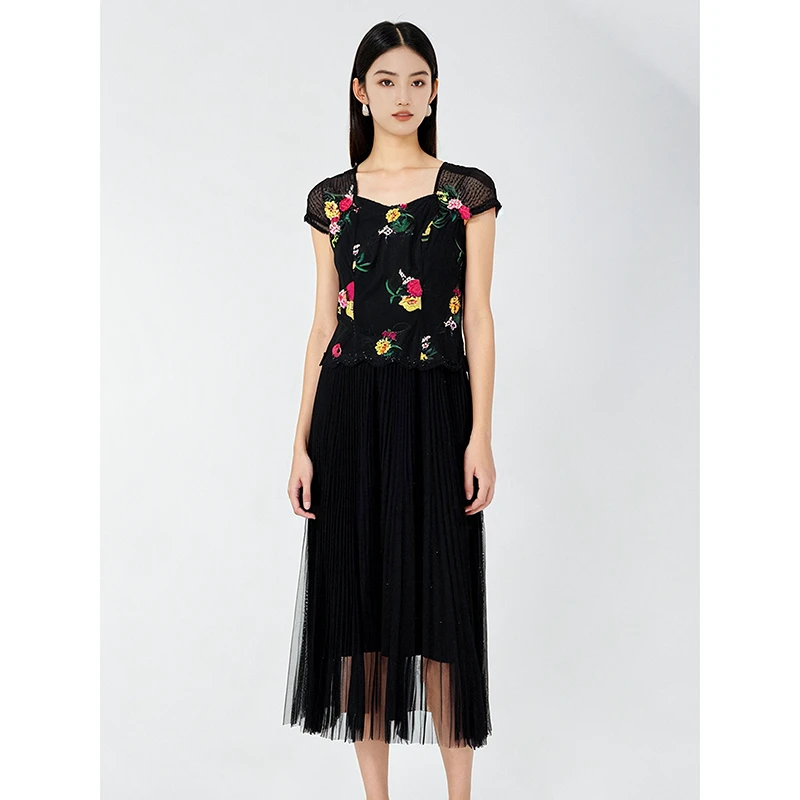 台湾品牌连衣裙气质长裙春夏新款高端香香休闲裙子欧毛衣3155P