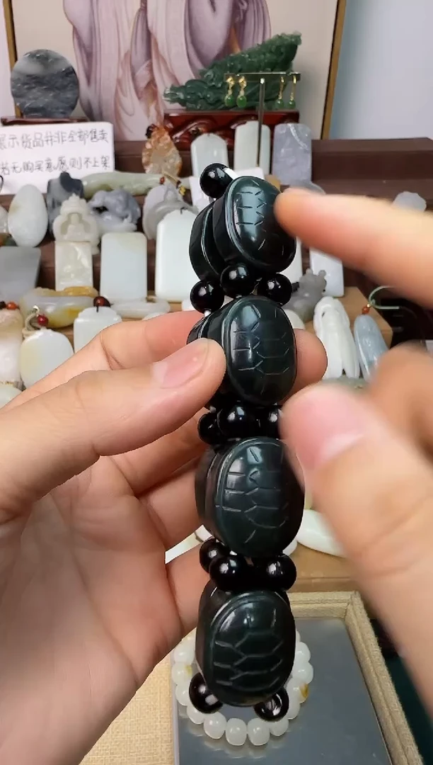 和田玉未镶嵌颈饰手串