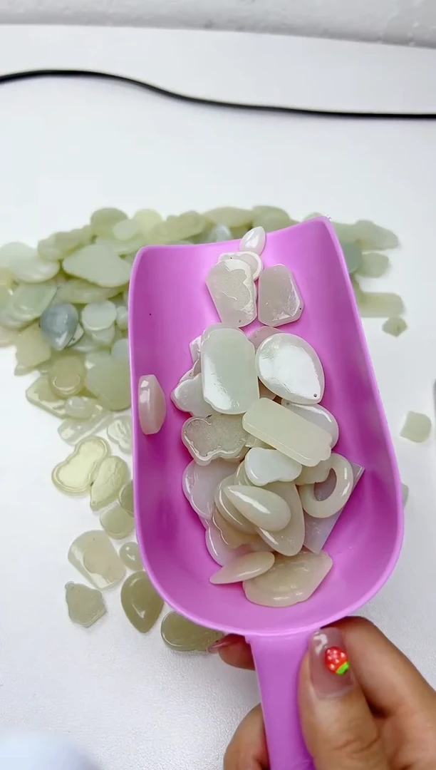 和田玉未镶嵌颈饰和田玉 微瑕