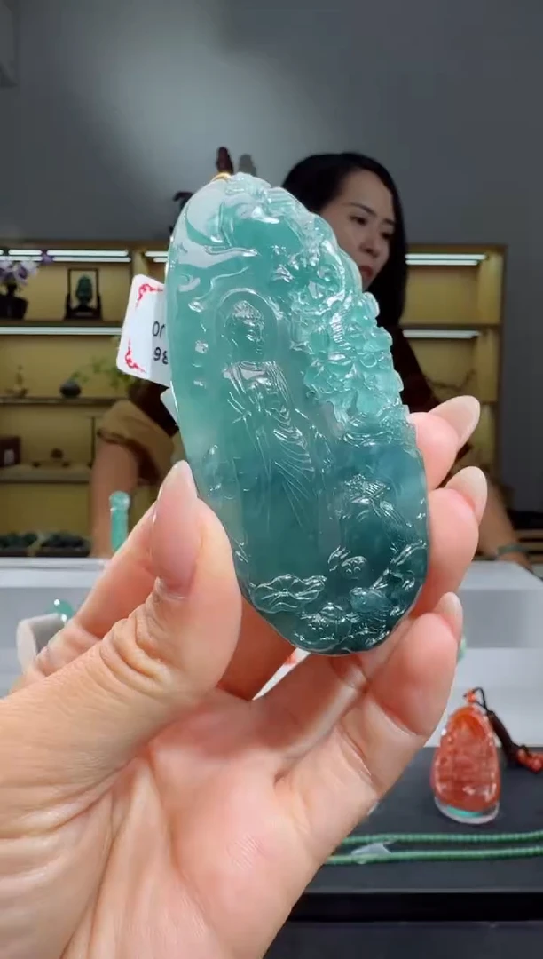 吊坠(赠链)未镶嵌翡翠阿弥（多样性发其一）