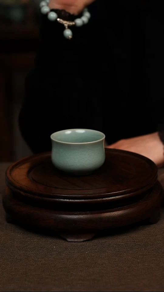 瓷片仿古天青玉兰杯80ml 微瑕 不带礼盒