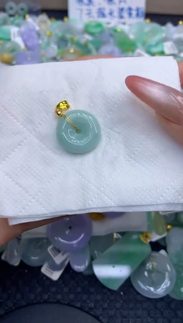 颈饰未镶嵌翡翠天然缅甸A货翡翠