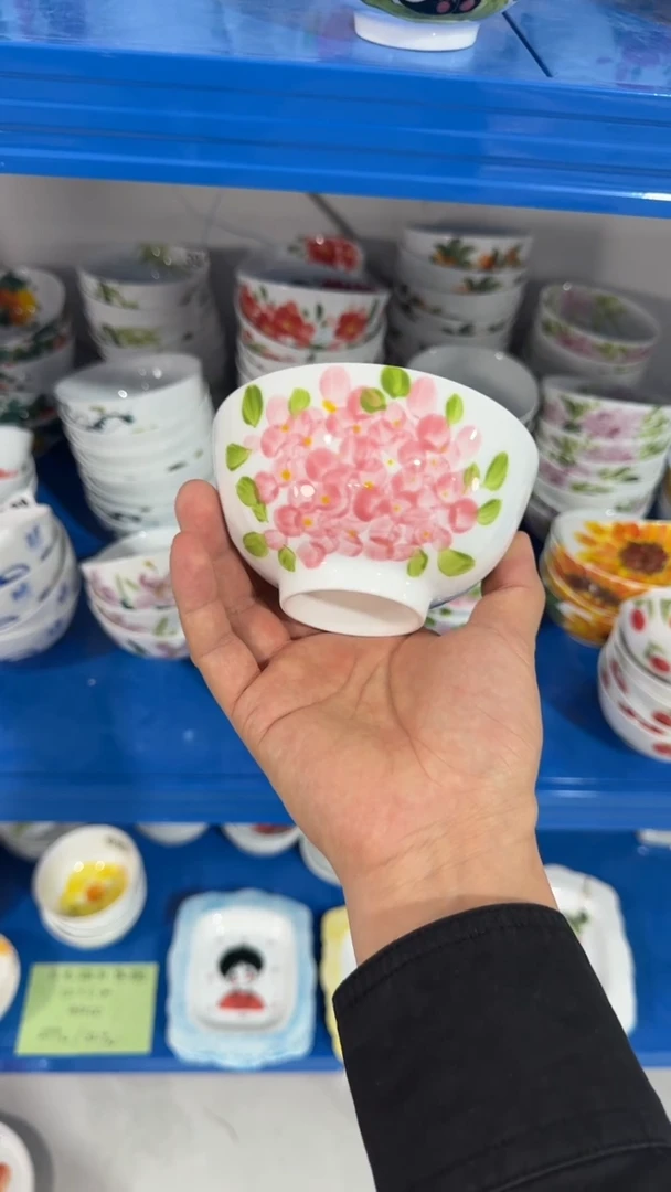 其他景德镇高温瓷（玉泥花棱小碗）