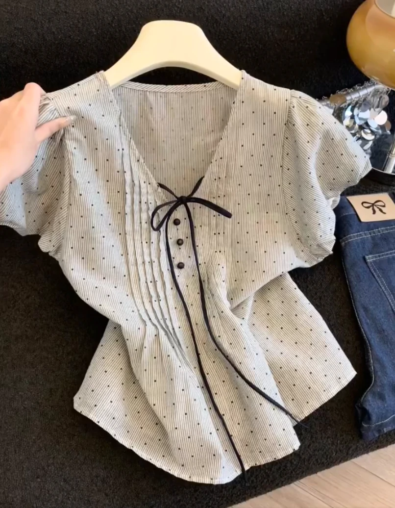 夏季韩系蝴蝶结绑带V领波点泡泡短袖衬衫夏季女装小个子短款上衣